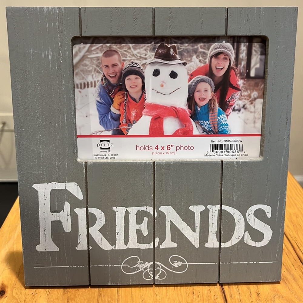 Friends Photo Frame 4”x6”. GUC
